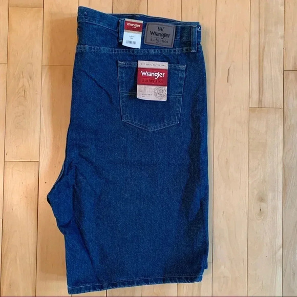 NWT Wrangler Authentics Men’s Size 50 Dark Wash Denim Shorts ZM250SW Big & Tall - Picture 3 of 7